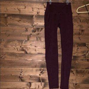 NWOT Stylish leggings with side pockets